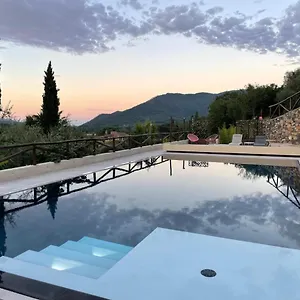 3* Bed & Breakfast Borgata Cantone