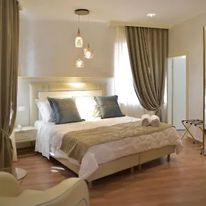Amsterdam & 4*, Rimini Włochy