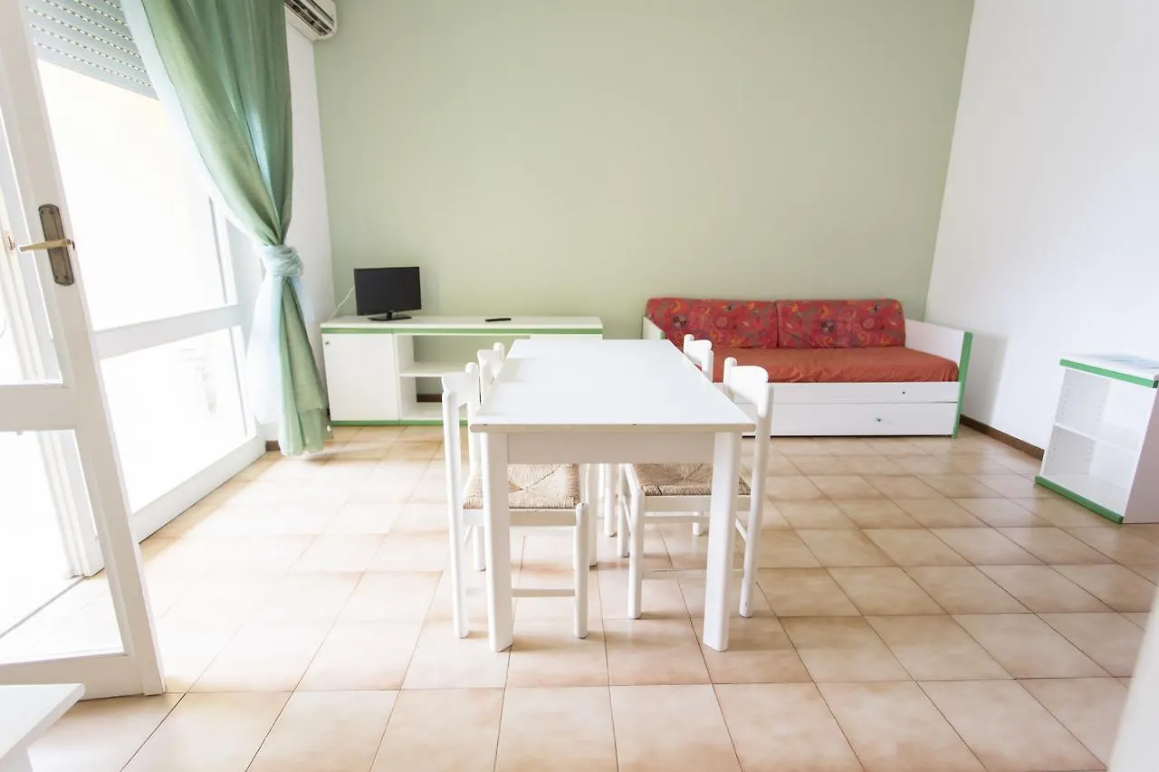 Residenza Pierre & Vacances Luni Mare Apartmanhotel